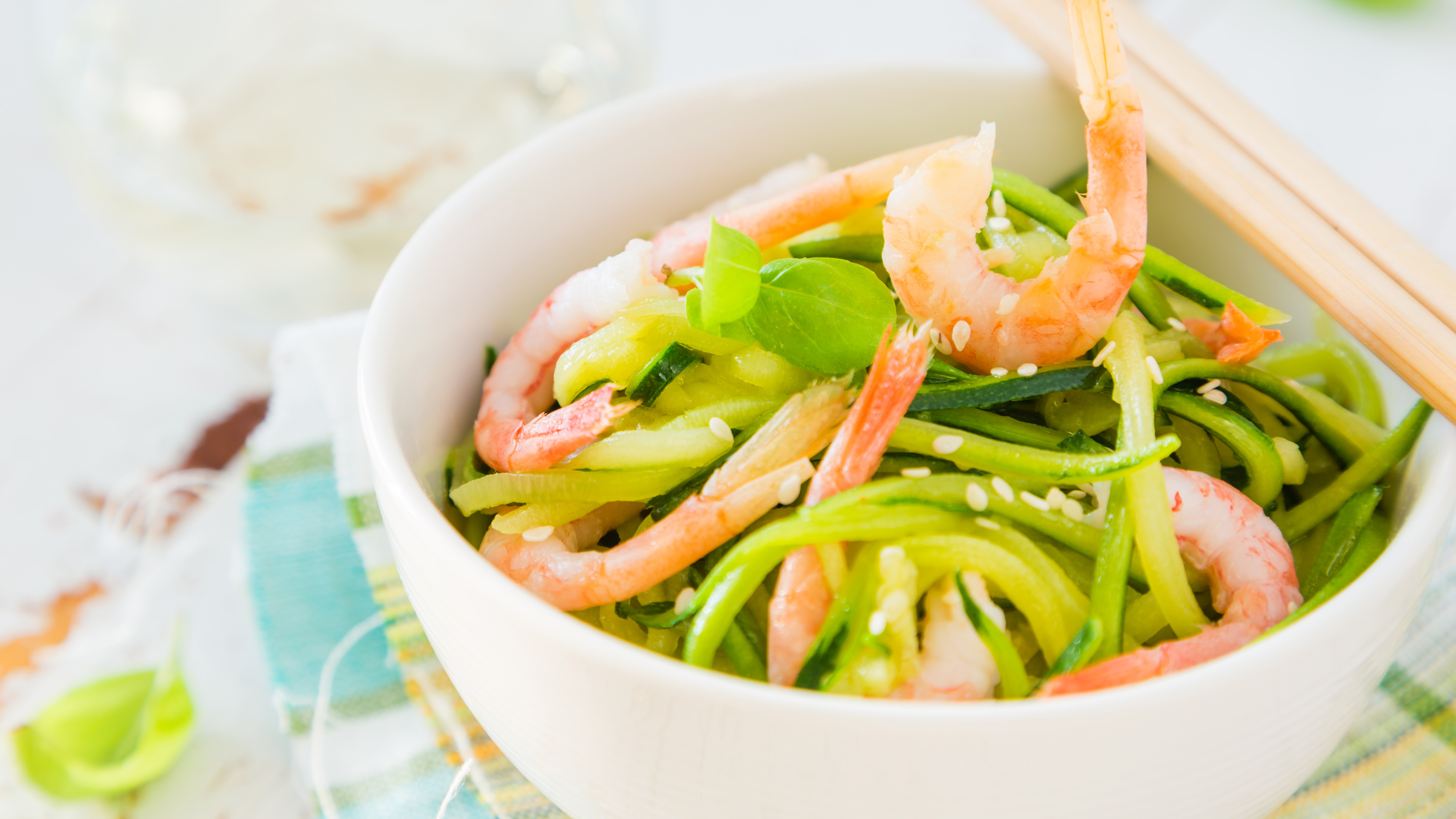 Zoodles mit Garnelen