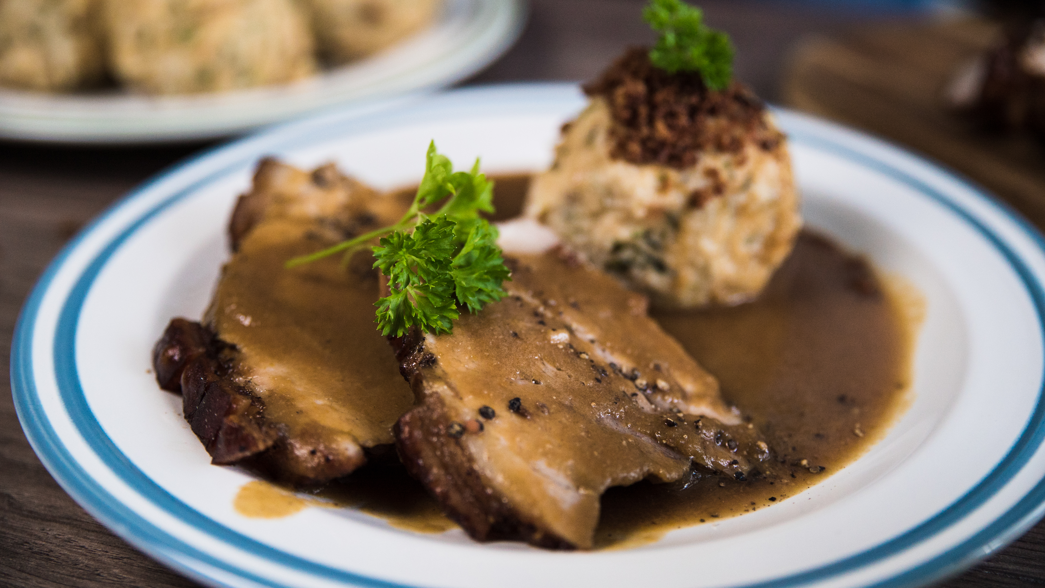 Krustenbraten mit Biersoße