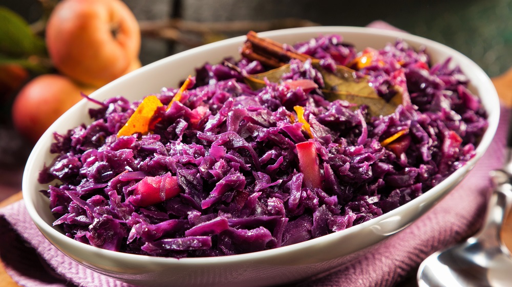 Klassischer Rotkohl mit Apfel