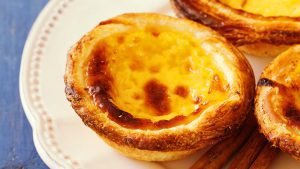 Pasteis de Nata auf dem Teller