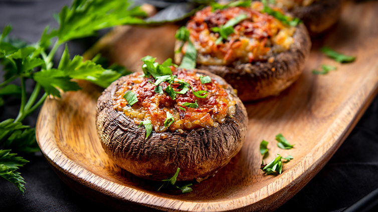 Gefüllte Champignons vom Grill